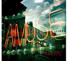 AMUSE by Tony Day