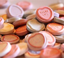 Baby, give me a taste of those suga lips! by Hege Nolan