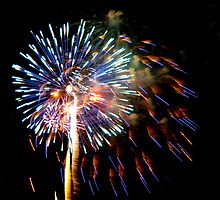 July 4th Fireworks by Buckwhite