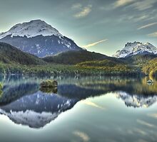 Lake Sylvan, New Zealand by Kimball Chen