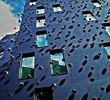 Fachada con los ojos ... by Juergen Weiss
