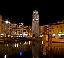 Notte a Riva del Garda by Martina Fagan