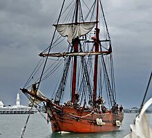 Tall ship Enterprize at Geelong Wooden Boat Festival by Tom Smeaton