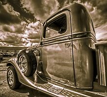 Storm Chaser by Steve Walser