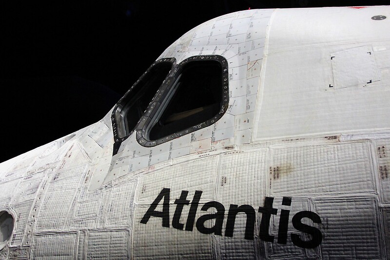 space shuttle atlantis kennedy space center