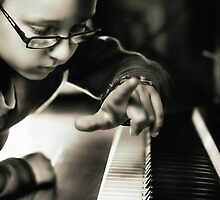 The pianist by Melanie Collette