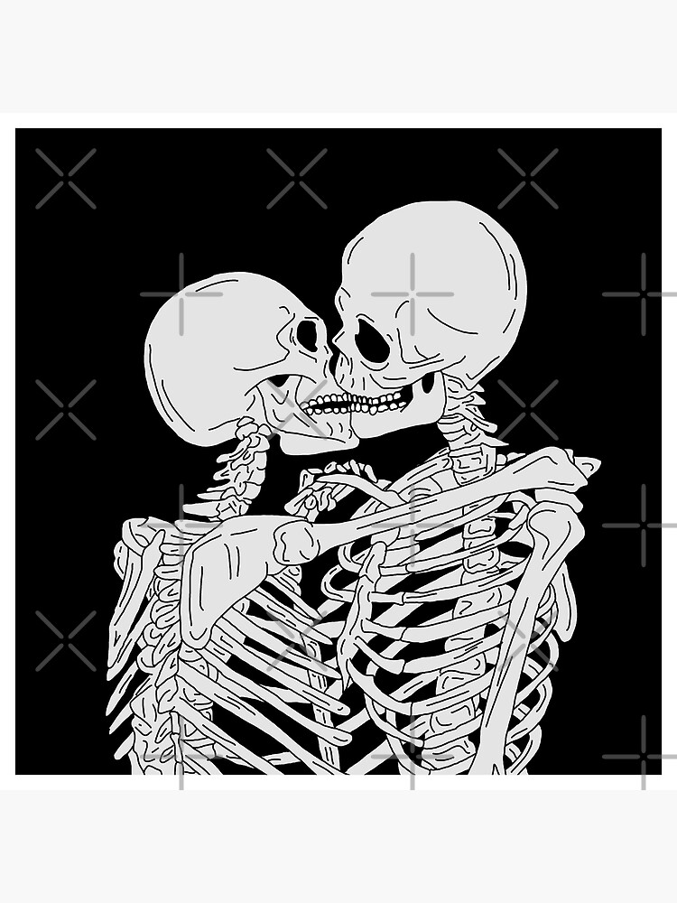 X Ray Skeleton Kiss