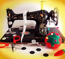 Vintage Mini Sewing Machine by SRowe Art