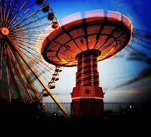 Amuse Me - Navy Pier by Mark Tisdale