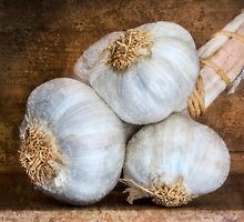 Garlic Bulbs by Dave Hare