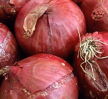 Red Onions by BruceW