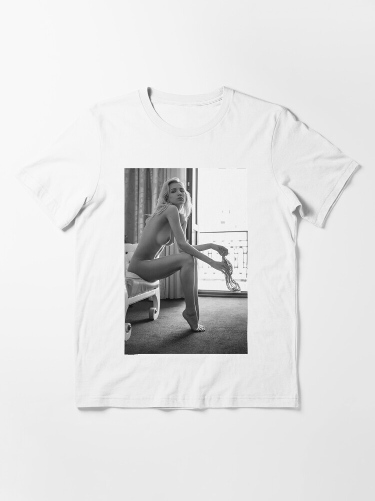 Naked In The Daylight Female Nude Model Erotic Female Nude T Shirt