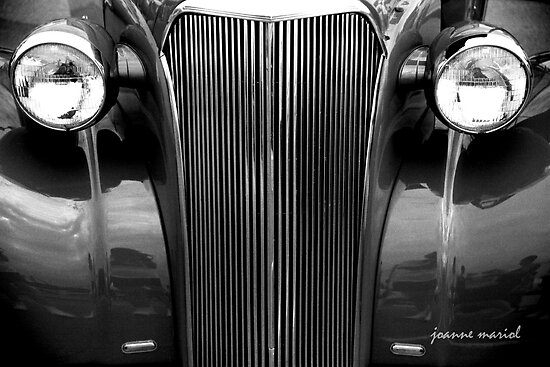 Black and white image of a classic car grill by photographer Joanne Mariol