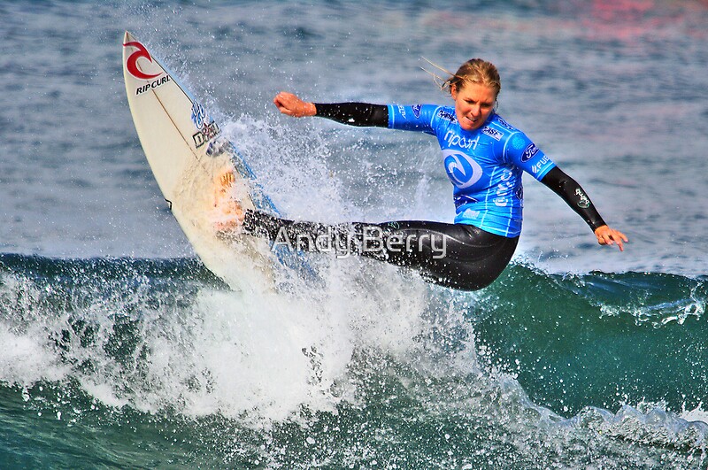 Stephanie Gilmore Shows Grace And Power In Rip Curl Women S Pro By Andy Berry Redbubble