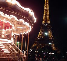 Paris at night by lozbooth