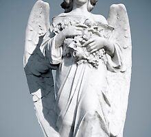 Grieving Angel by yurix