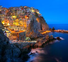 Manarola Notte by Inge Johnsson