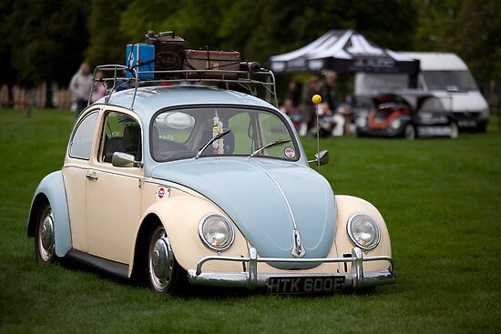 VW Beetle by Martyn Franklin