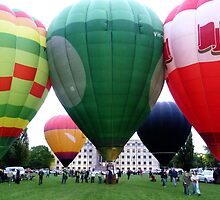 Two's Company, Three's A Crowd at the Balloon Festival by TonyCrehan