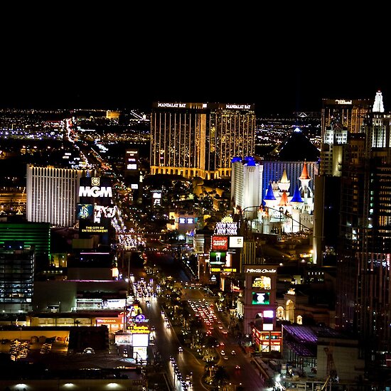 pictures of las vegas strip at night. Las Vegas strip by night