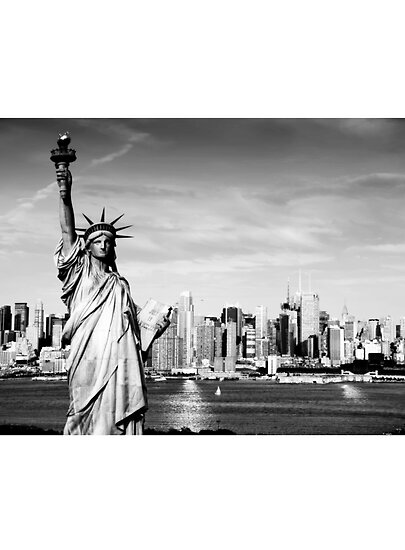 new york skyline black and white. New York City Skyline in Black