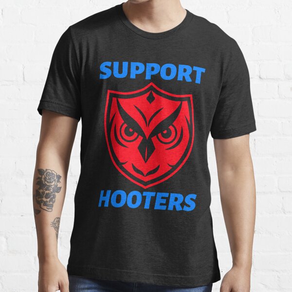 black hooters t shirt