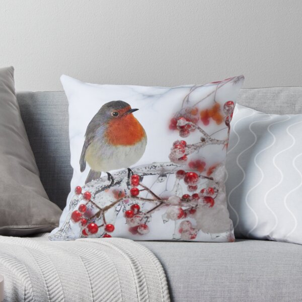 Robin Red Breast in Winter Throw Pillow