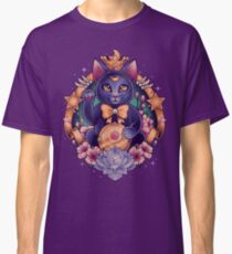 Maneki Luna Classic T-Shirt