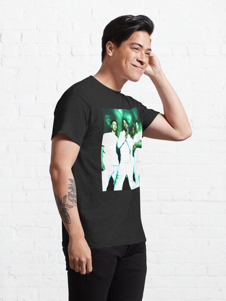 b2k graphic tee