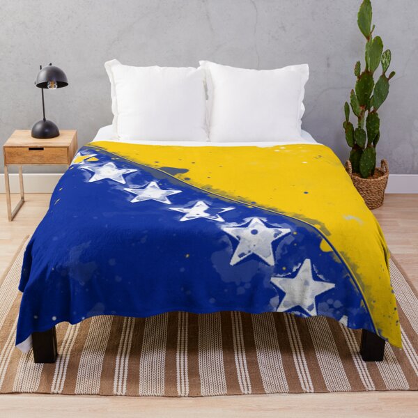Artikelvorschau, Bosnien und Herzegowina Grunge Flagge entworfen und verkauft von HomeLivingCo.