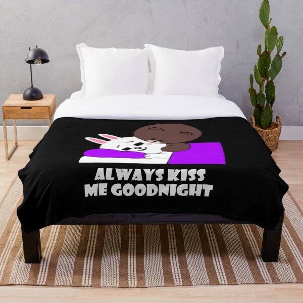 Gute Nacht Kuss des netten Braunbär cony Häschens Fleecedecke