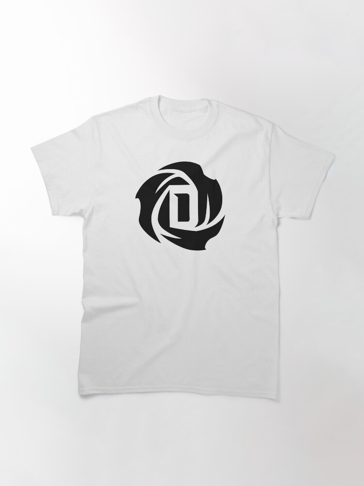 derrick rose logo shirt