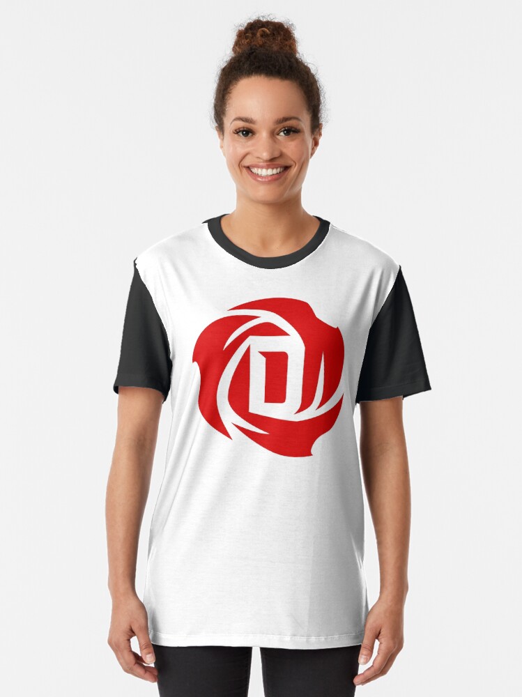 derrick rose logo shirt