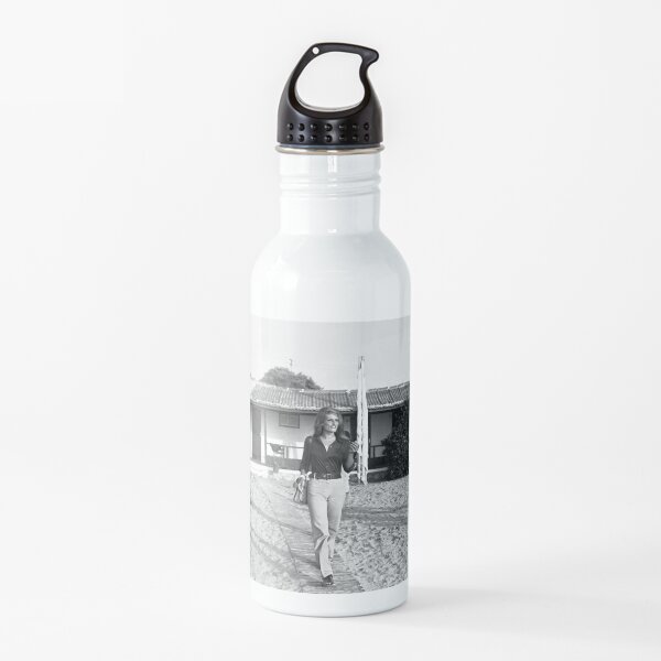 Zabrock .  Bike water bottle, Bicycle water bottles, Water bottle