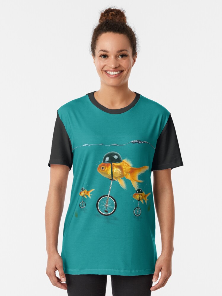 Alternate view of gold fish 3 Graphic T-Shirt