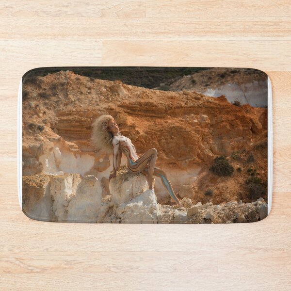 Item preview, lion designed and sold by Julie Boehm.