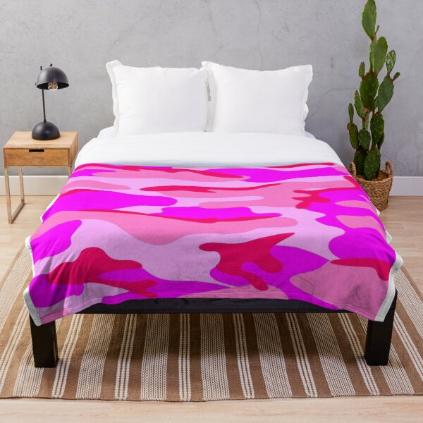 Artikelvorschau, Pink-Camouflage entworfen und verkauft von Jtorcher.