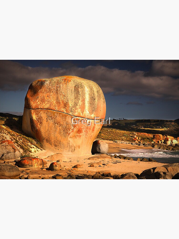Castle Rock - Flinders Island, Tasmania by GregEarl