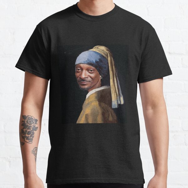 Snoop Dogg, Snoop, Dog, Rapper with a pearl earring, Girl with a pearl earring, Johannes Vermeer, famous painting, masterpiece Classic T-Shirt