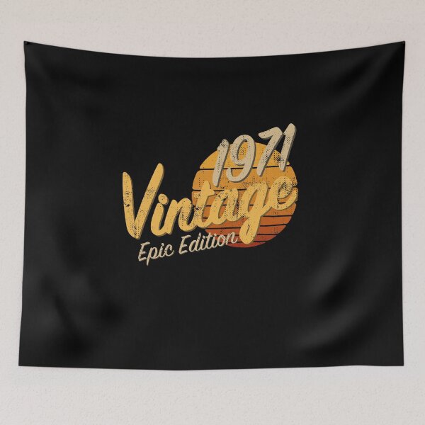 Artikelvorschau, 50. Geburtstagsgeschenk - Vintage 1971 Epic Edition Retro Sunset Distressed entworfen und verkauft von Otakso.