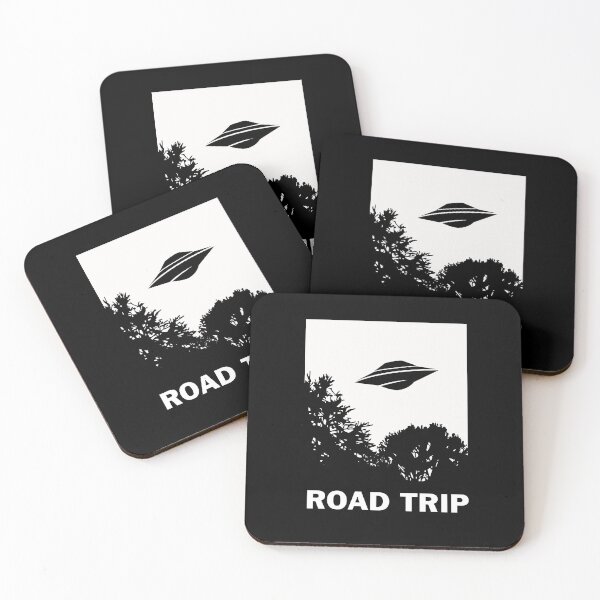 Artikelvorschau, UFO Road Trip entworfen und verkauft von Yipptee Shirts.