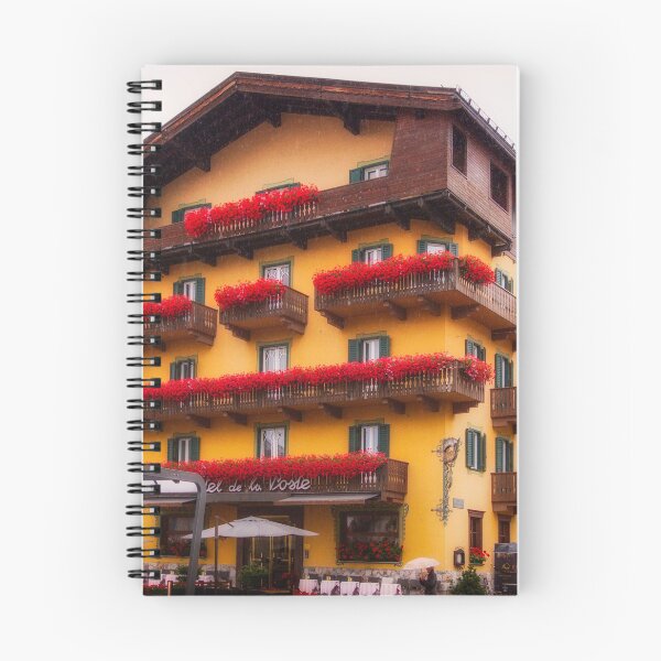 Aperçu de l'œuvre Hotel de la Poste - Cortina D'ampezzo - Italie créée et vendue par Yannik Hay.