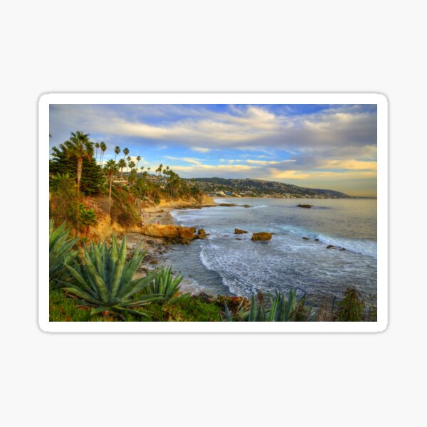 Vista previa del artículo con la obra «Vista panorámica de la playa Laguna», diseñado y vendido por K D Graves Photography.