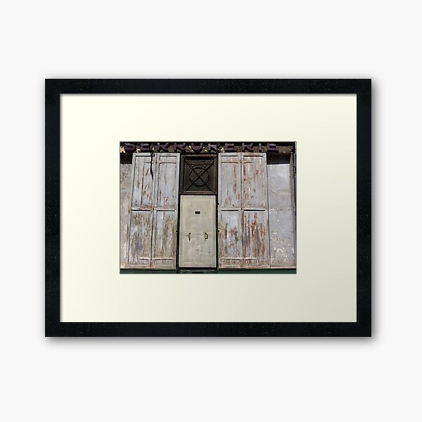 Faces à vous bis Framed Art Print