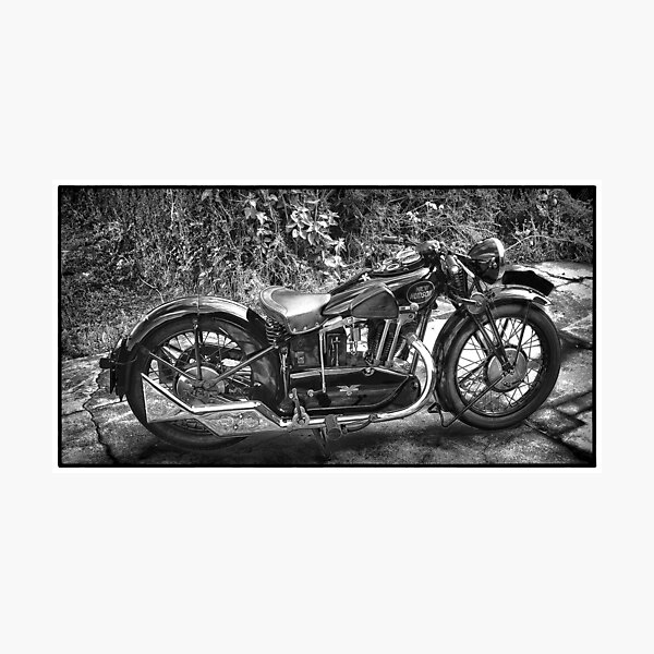 Artikelvorschau, New Hudson Motor Cycle entworfen und verkauft von Peter Tachauer.