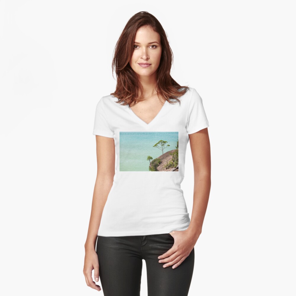 Small tree and big vast ocean scenery Fitted V-Neck T-Shirt