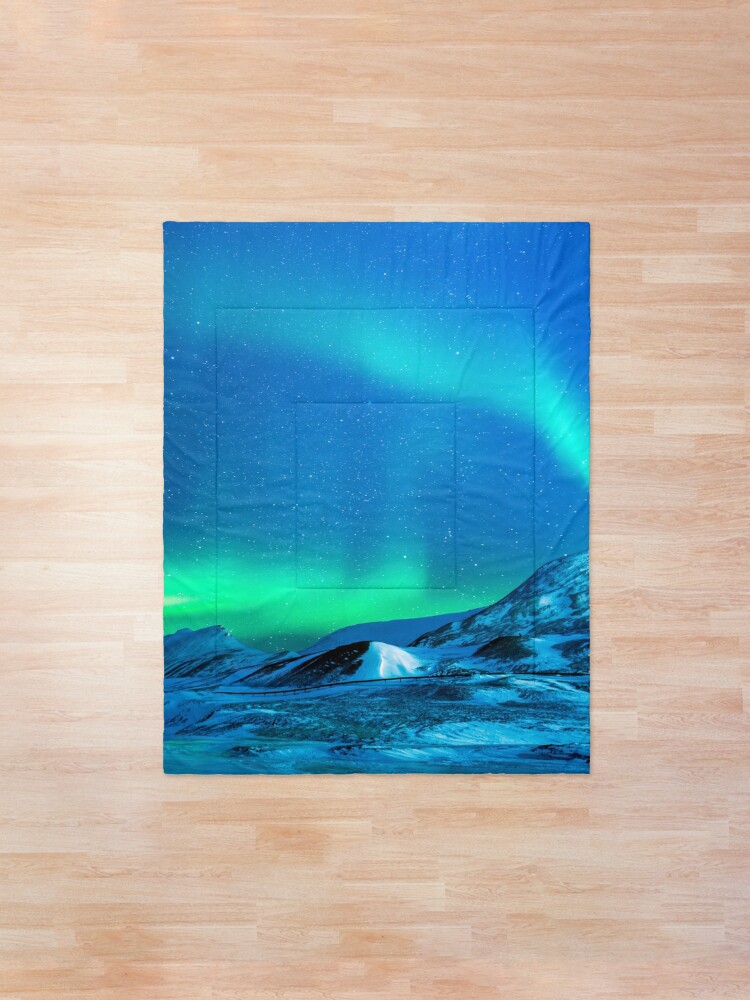 Alternate view of Aurora borealis Comforter