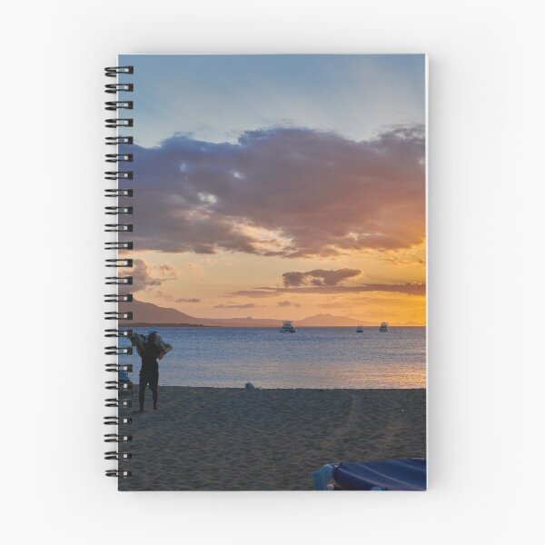 Aperçu de l'œuvre Coucher de soleil sur la plage de Sosua créée et vendue par lessplay.