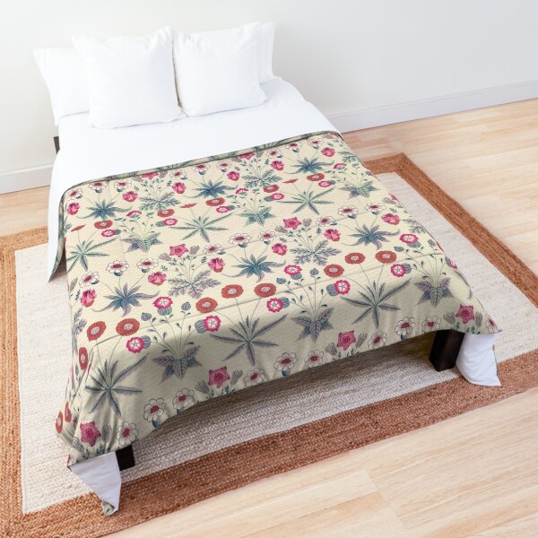 William Morris Pattern - Flowers Comforter