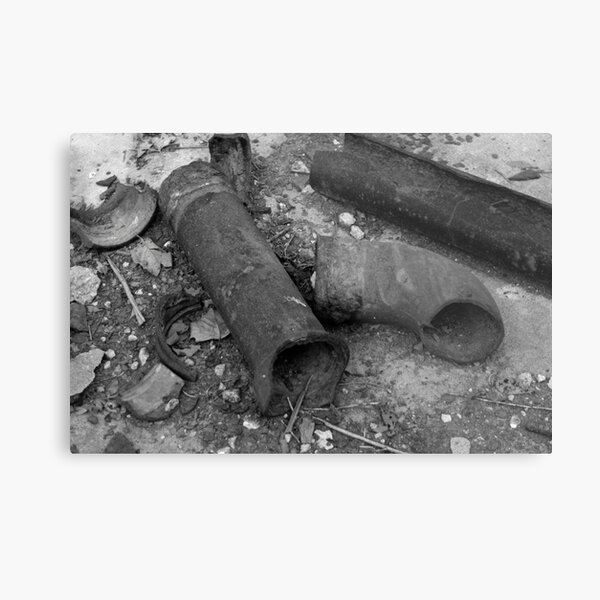 Aperçu de l'œuvre Rusted Pipes créée et vendue par WisePhoto.
